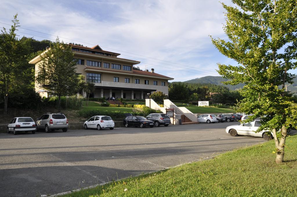 Hotel Elorrio Exterior photo